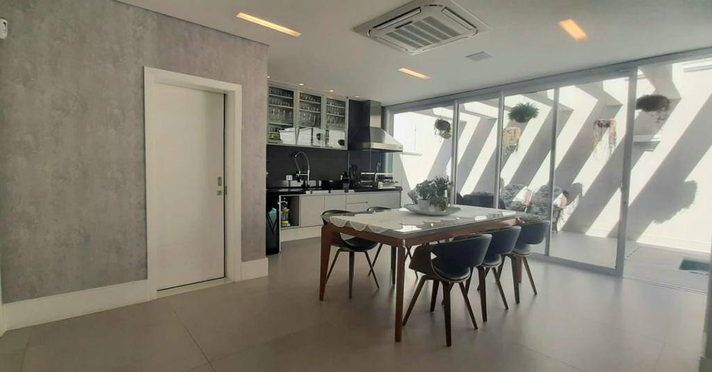 Casa de Condomínio à venda com 3 quartos, 340m² - Foto 11