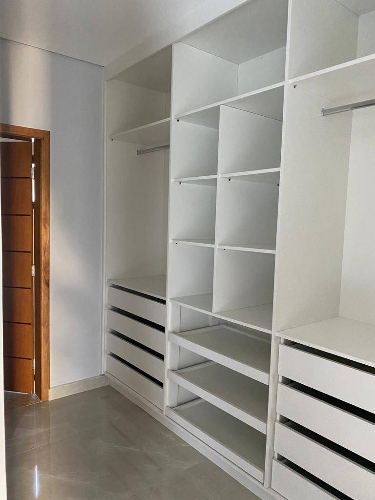 Casa à venda com 3 quartos, 197m² - Foto 16